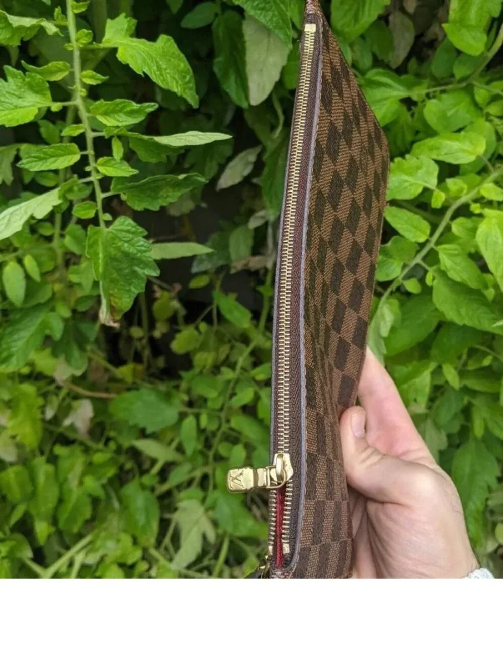 LOUIS VUITTON Neverfull Damier Ebene's Pouch - Picture 10 of 10